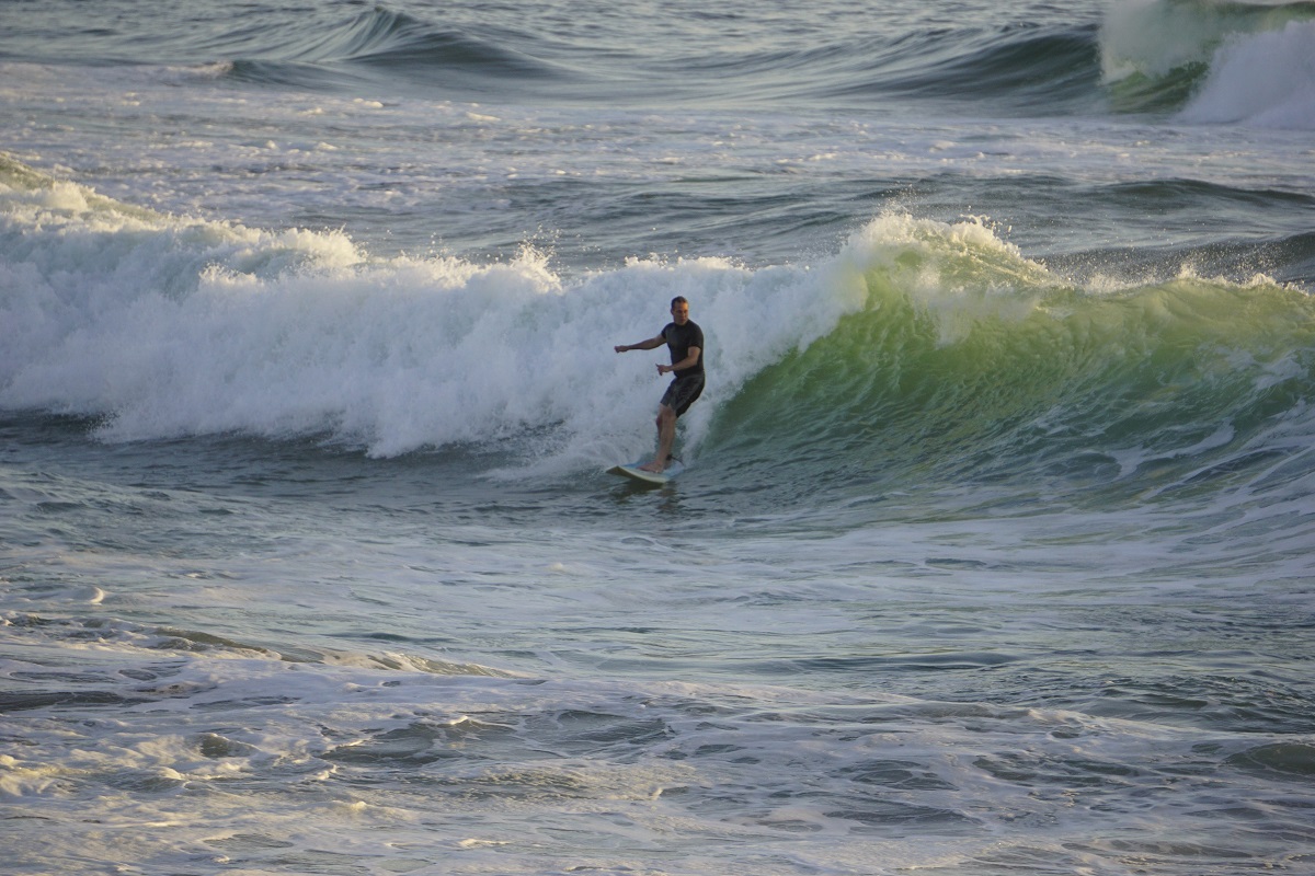 Surfing Cerritos Beach